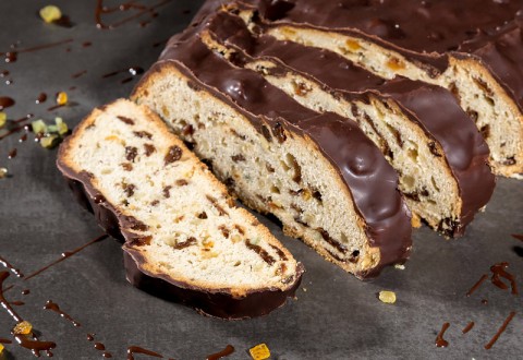 Frankenberger Butter-Rosinen Stollen mit Schokoladenkuvertüre